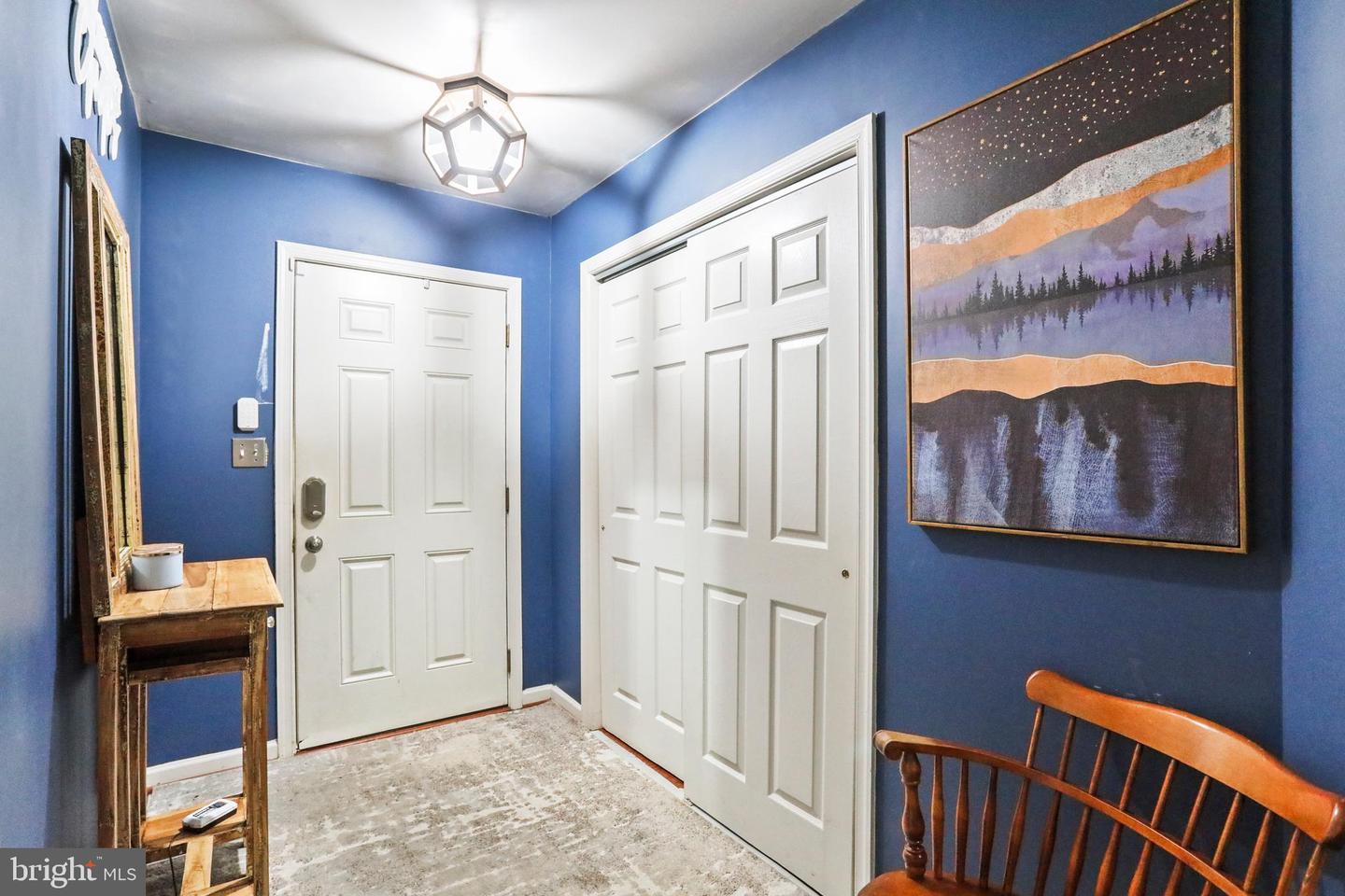 Photo 5 of 41 of 277 Scarboro Dr townhome