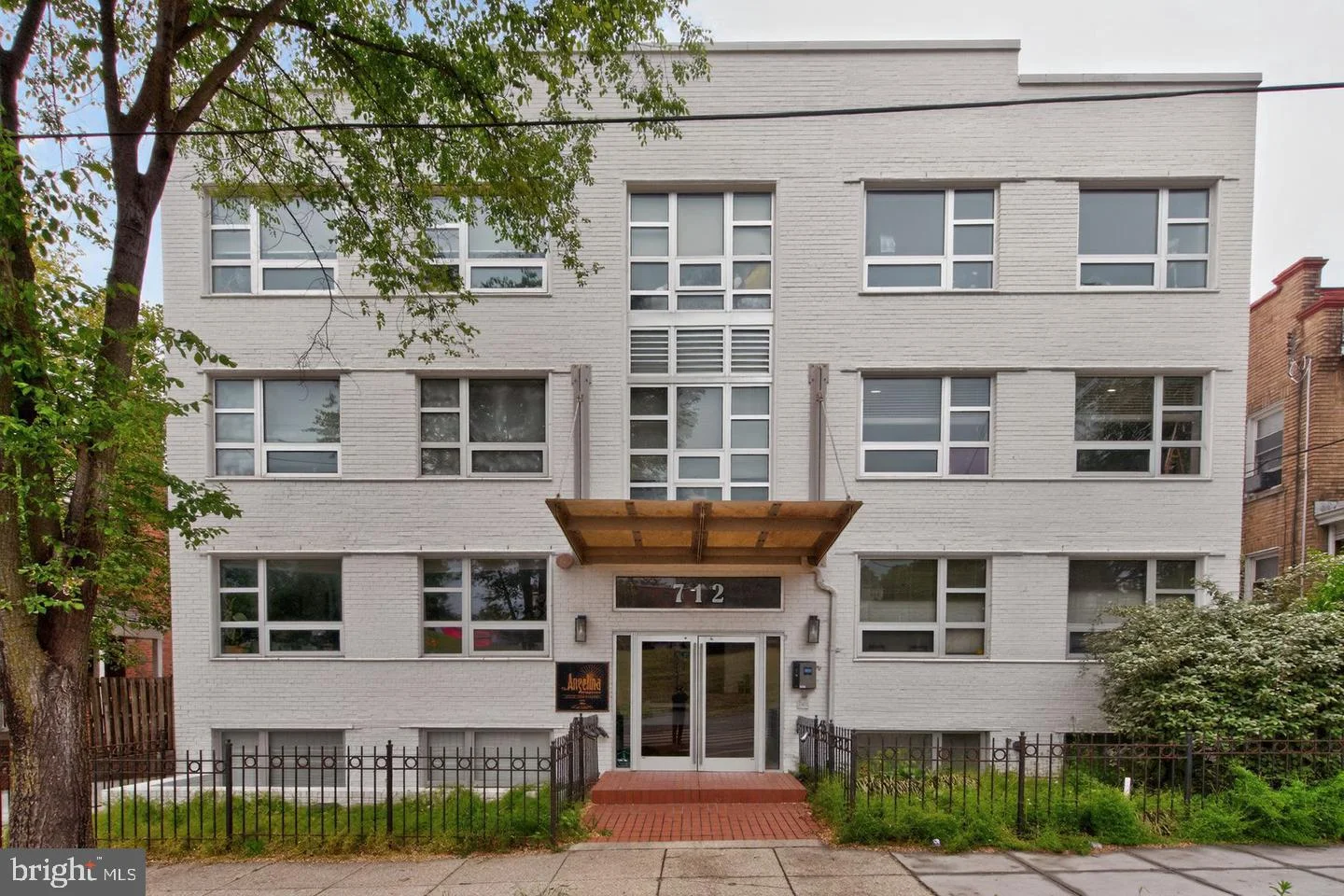 712 Marietta Place NW Unit 204