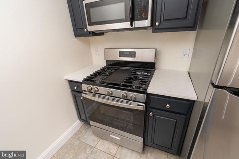 Condominium in Washington DC 804 Taylor STREET 21.jpg