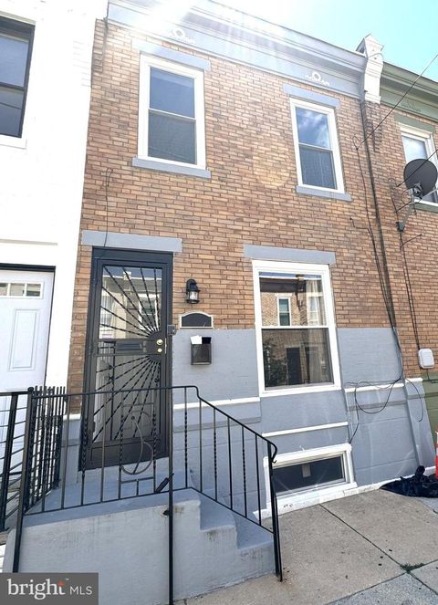 Townhouse in Philadelphia PA 1523 Ringgold STREET.jpg