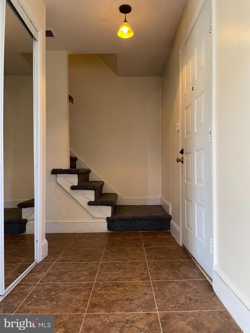 Photo 3 of 31 of 168 Providence Forge Rd townhome