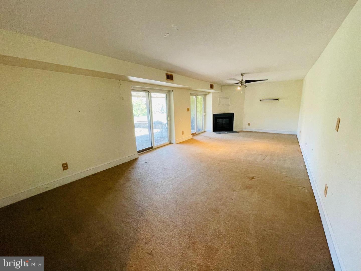 Photo 15 of 31 of 168 Providence Forge Rd townhome