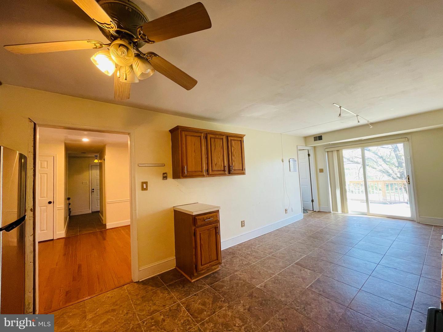 Photo 9 of 31 of 168 Providence Forge Rd townhome
