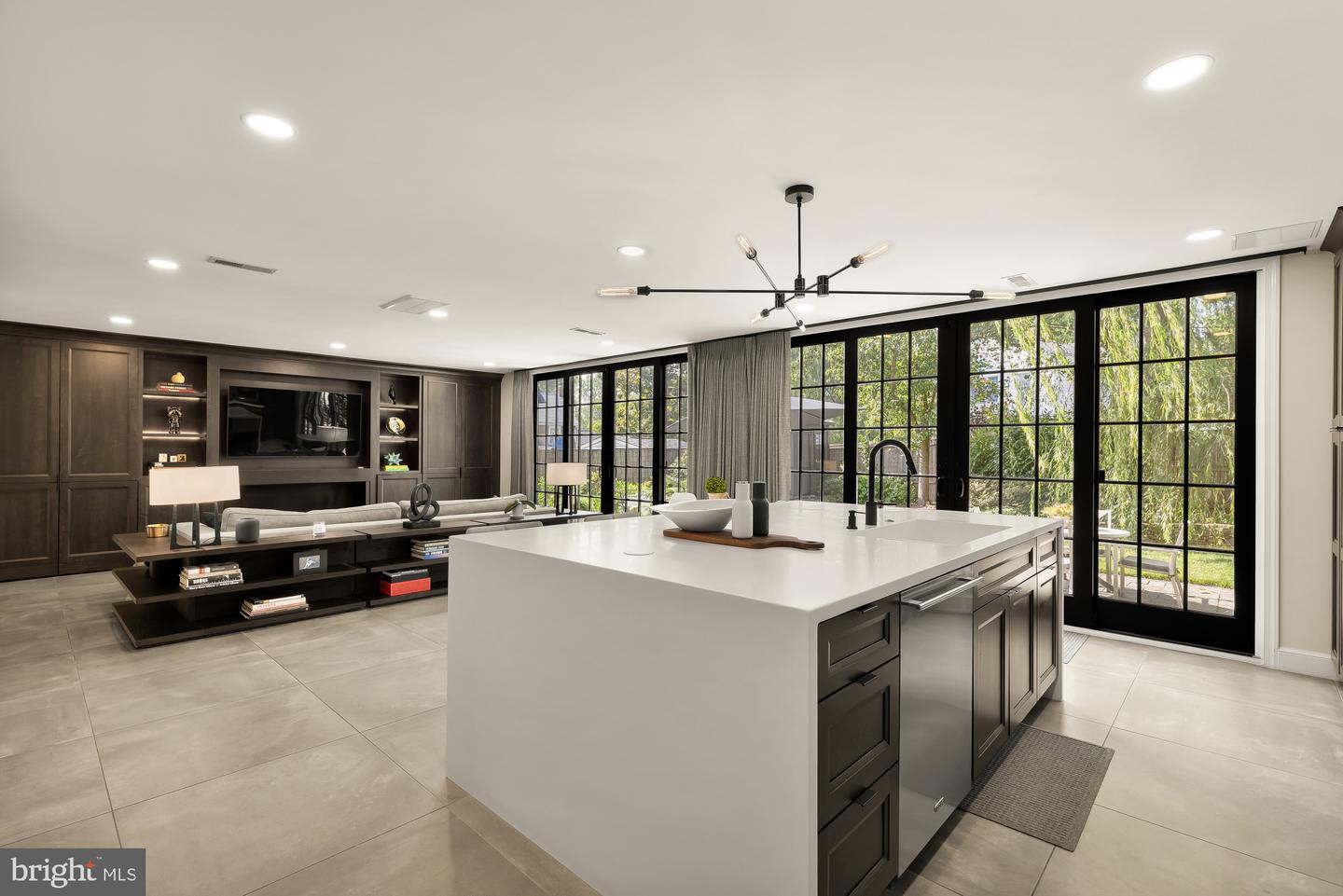 517 Janneys Lane, Alexandria, VA, 22302