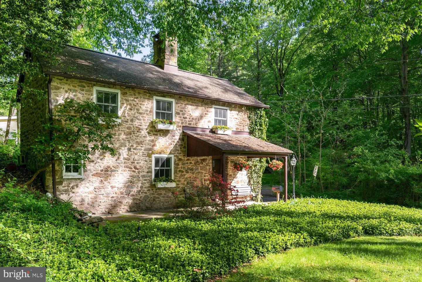 2928 ASH MILL RD
