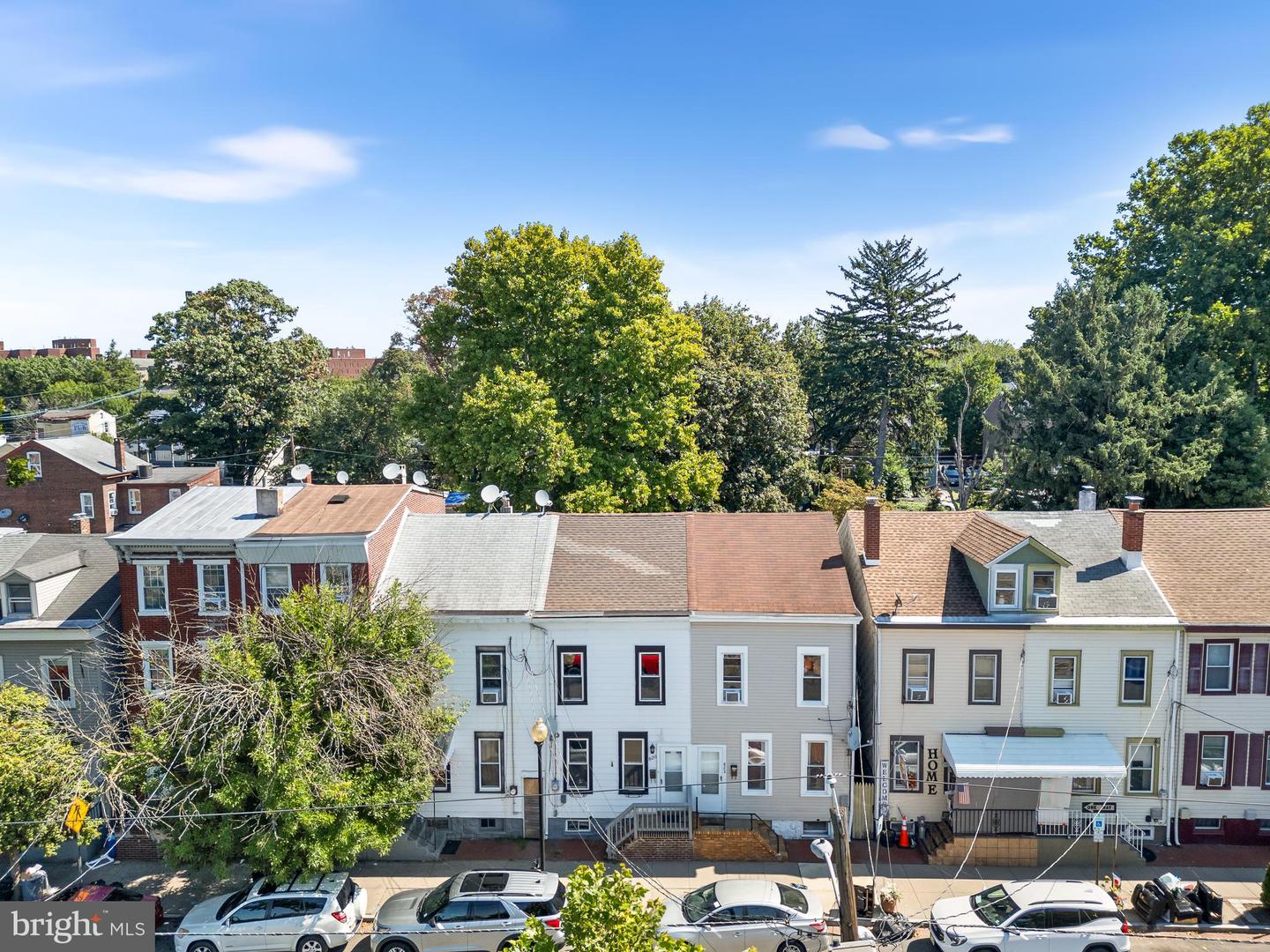 View Trenton, NJ 08611 townhome