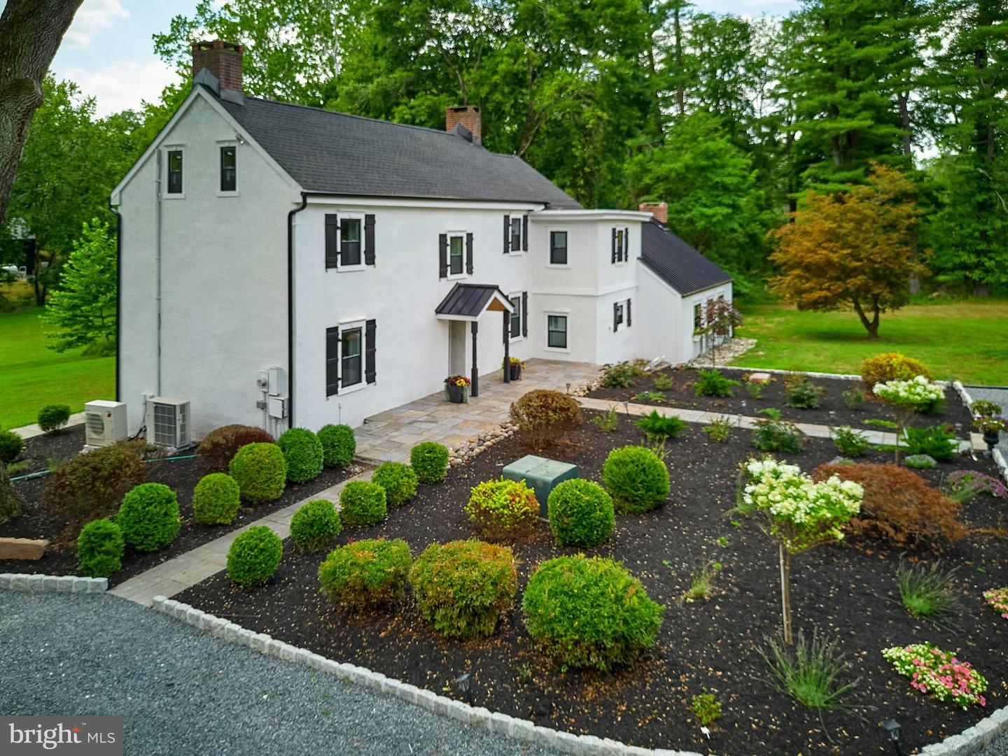 Photo 7 of 63 of 6538 Lower York Rd house