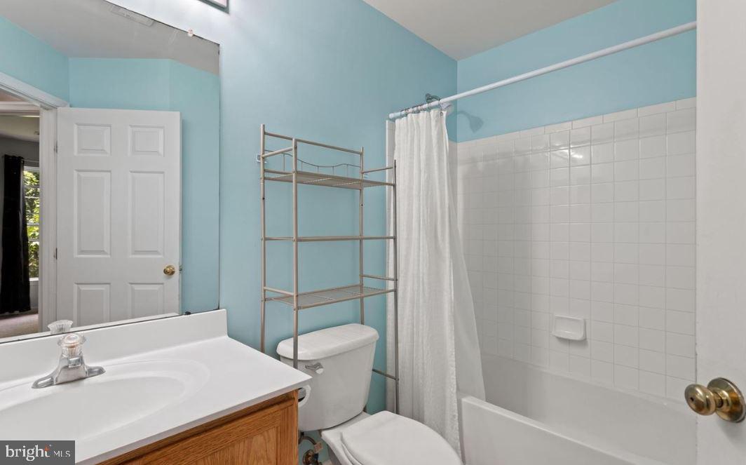 Photo 18 of 31 of 17727 Perlite Way townhome