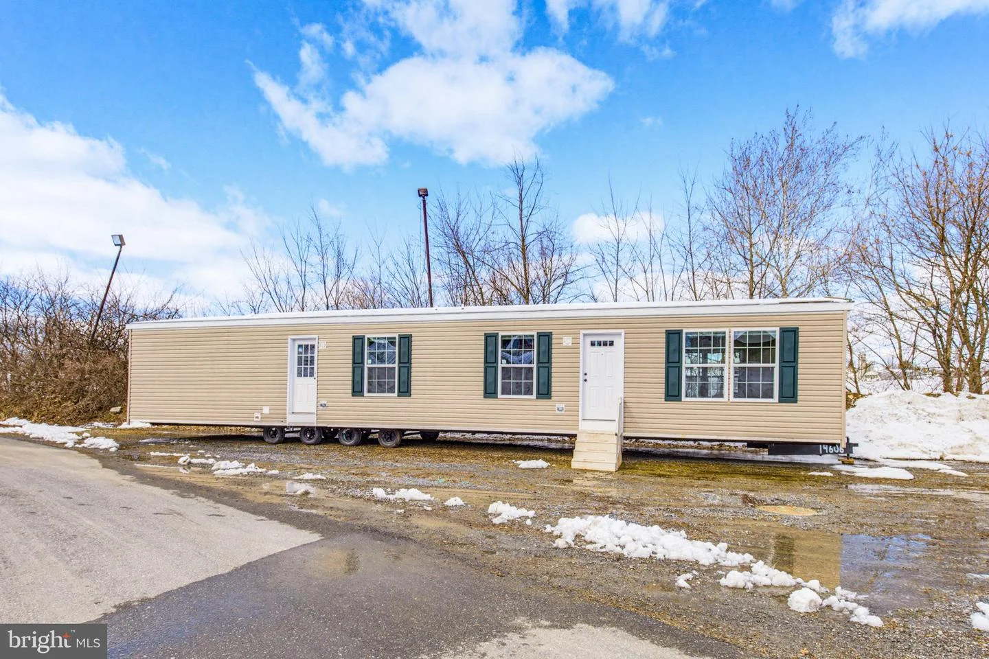 2187 E Lincoln Hwy Hwy