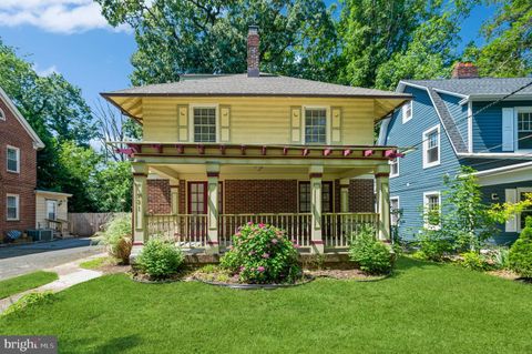 Single Family Residence in Trenton NJ 931 Bellevue AVENUE.jpg