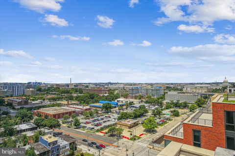 Condominium in Washington DC 1211 Van STREET 38.jpg