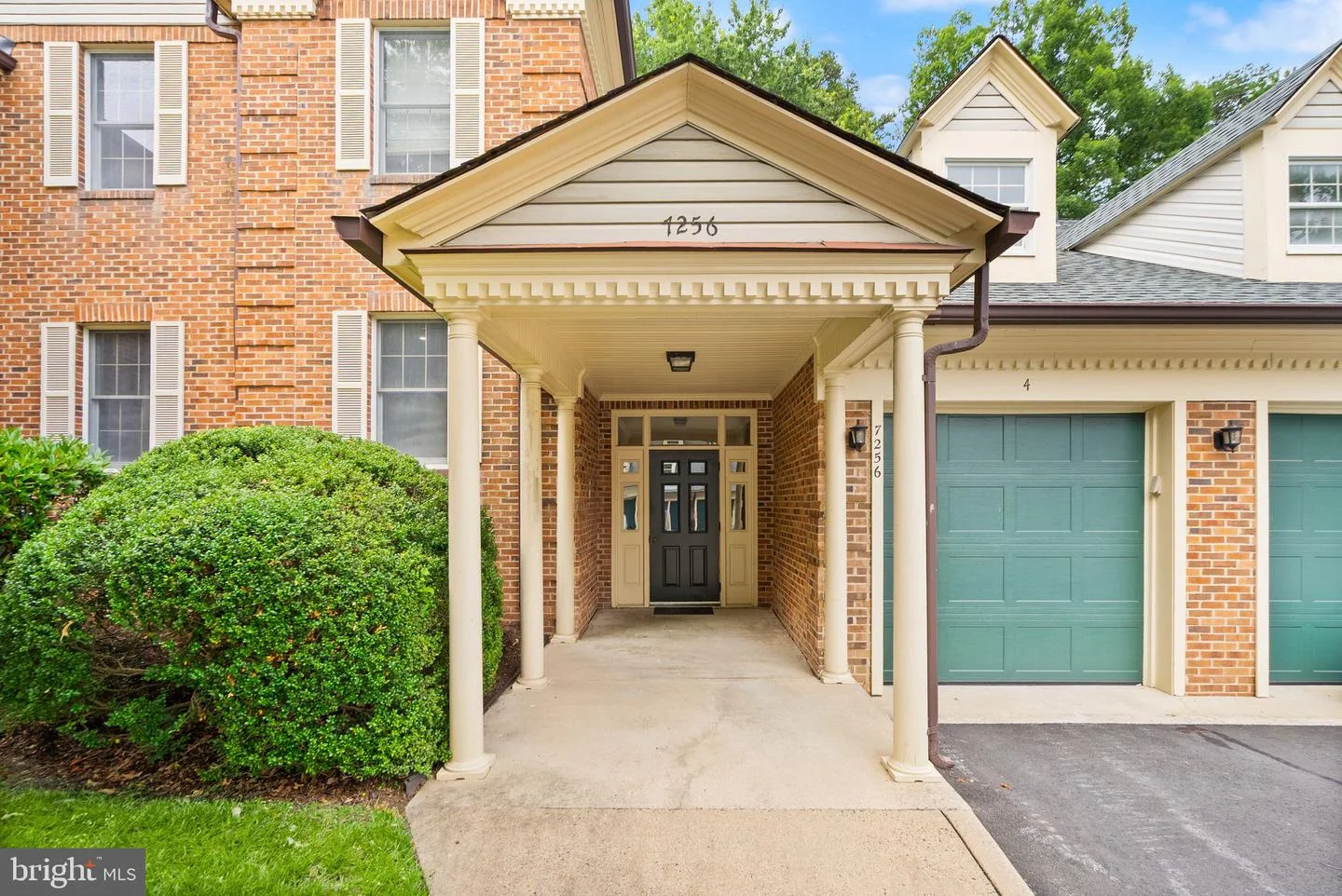 7256 Glen Hollow Court Unit 2