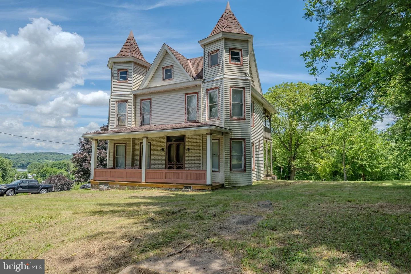 205 Sunbury Street, Dalmatia, PA, 17017