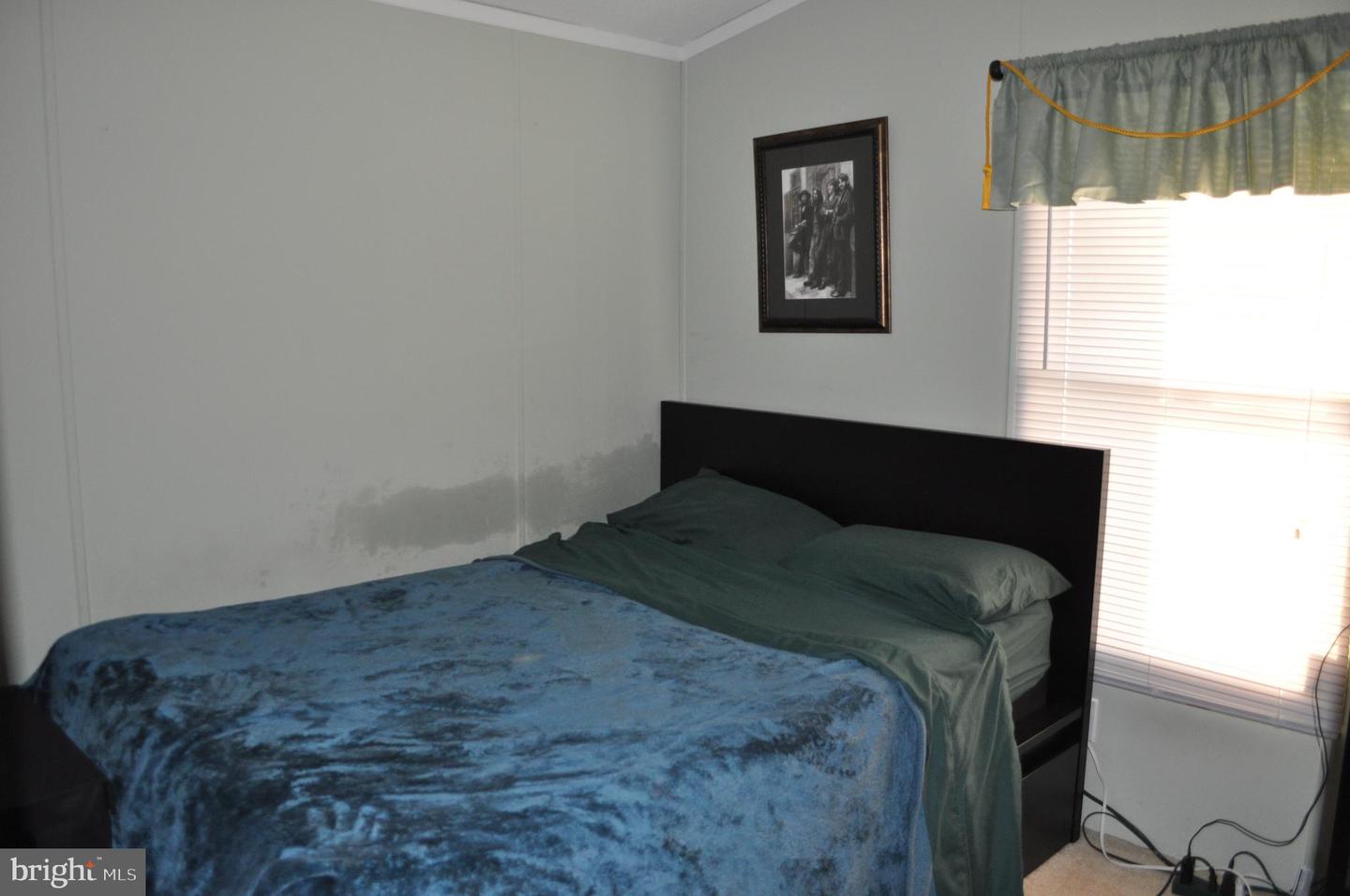 Photo 9 of 14 of 48 N Barry Ave mobile home