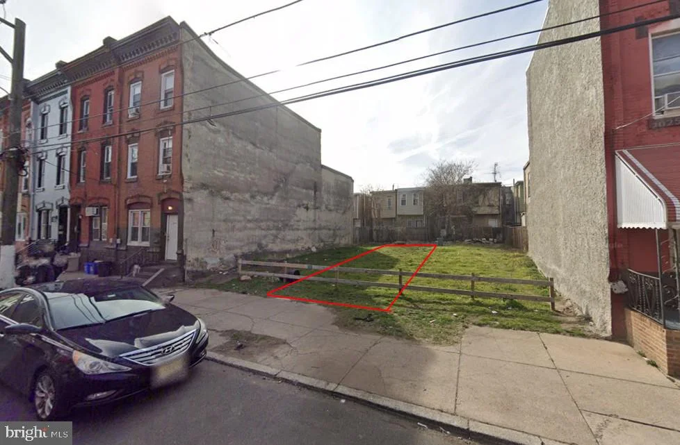 2228 N 16th Street