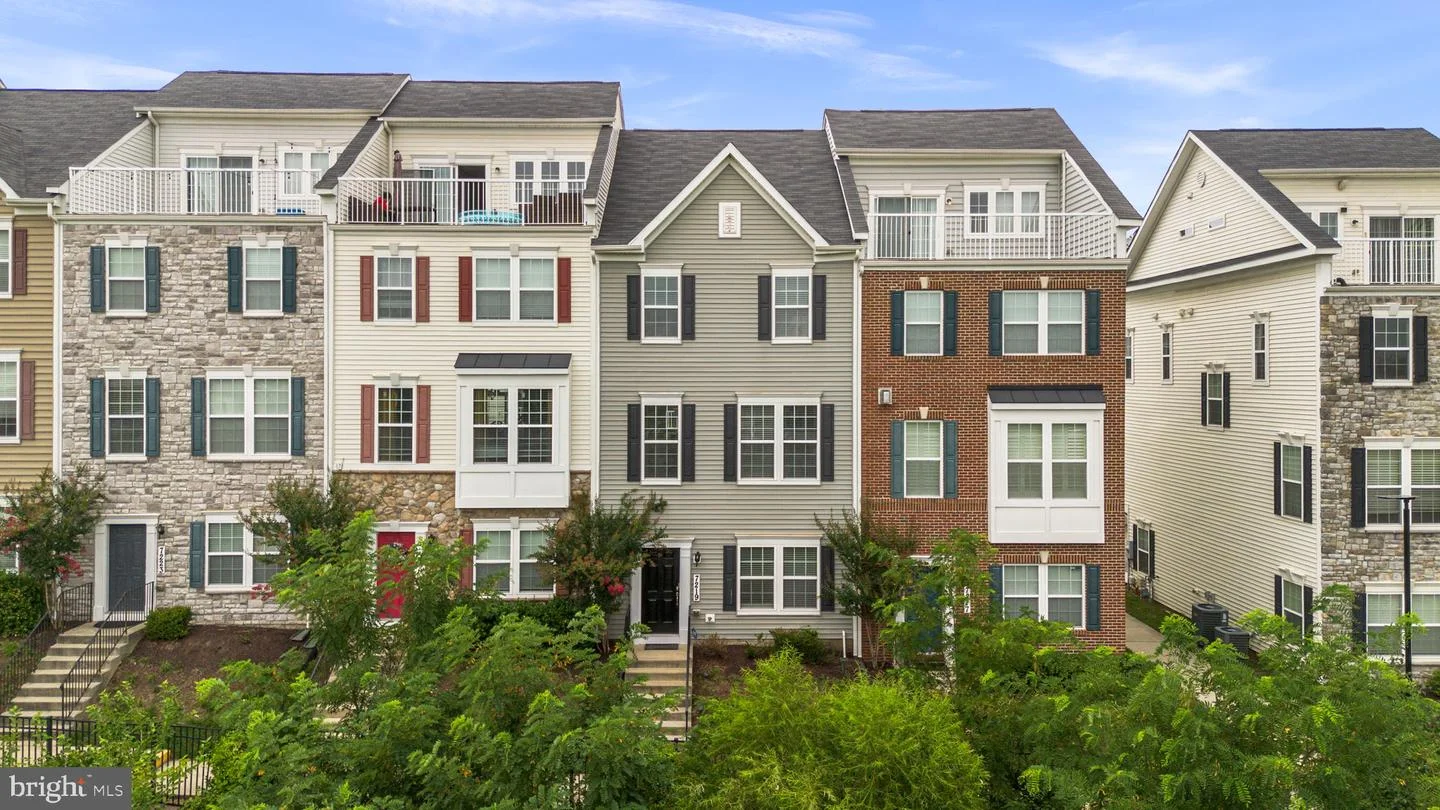 7219 Barry Lane