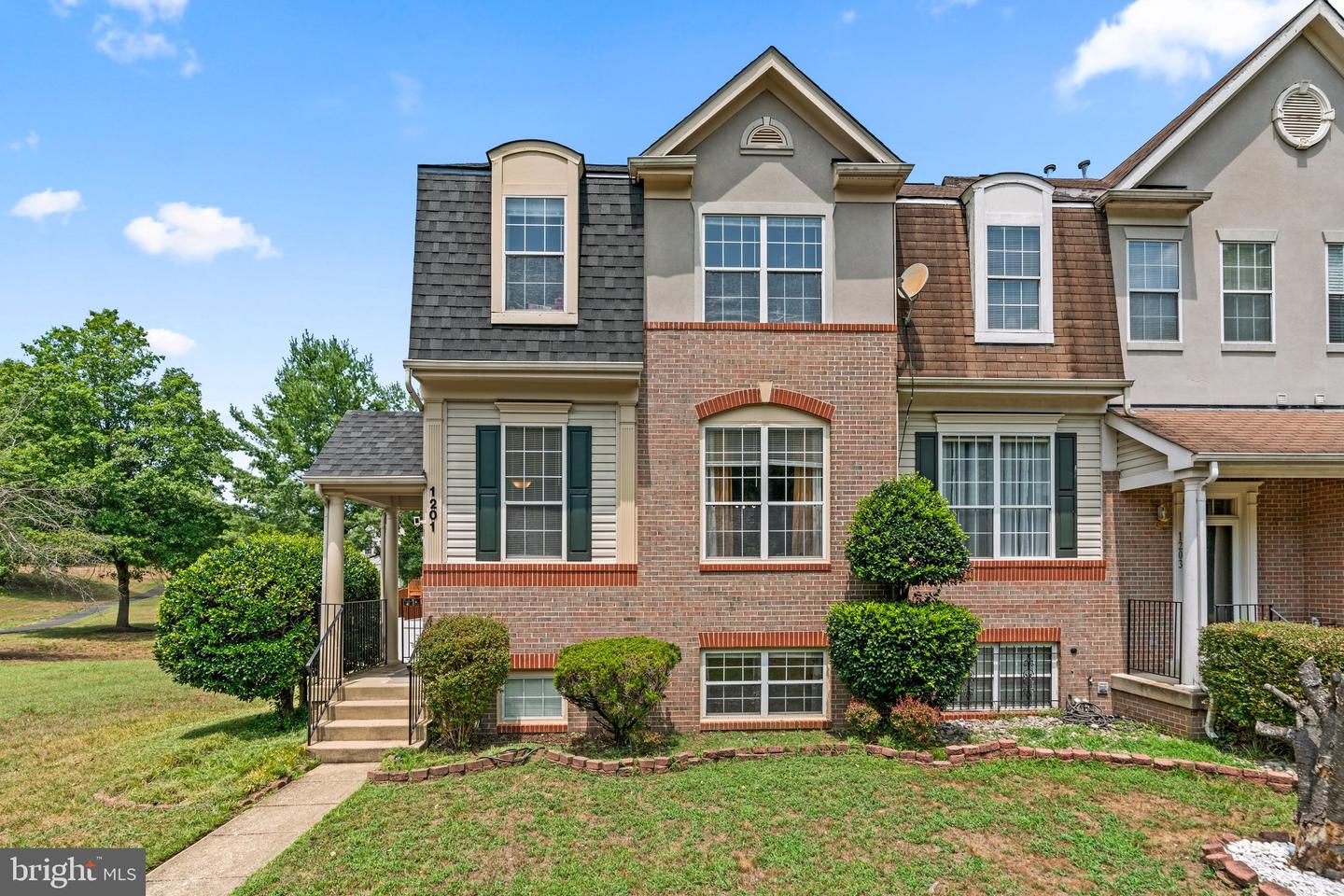 View Upper Marlboro, MD 20774 townhome