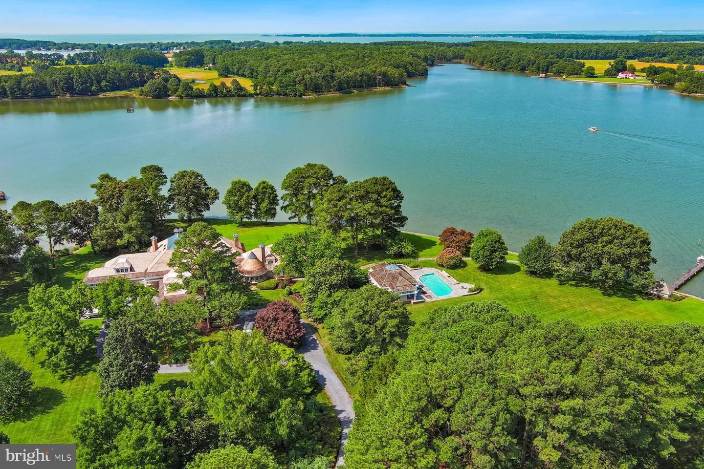 7090 Cooper Point Road, Bozman, MD, 21612