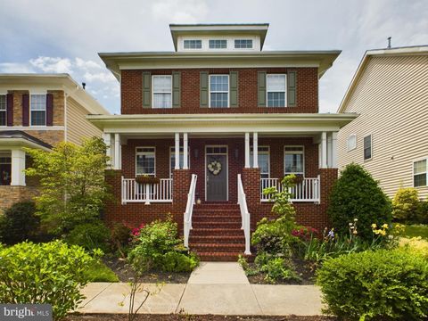 Single Family Residence in Alexandria VA 5930 Embry Spring LANE.jpg