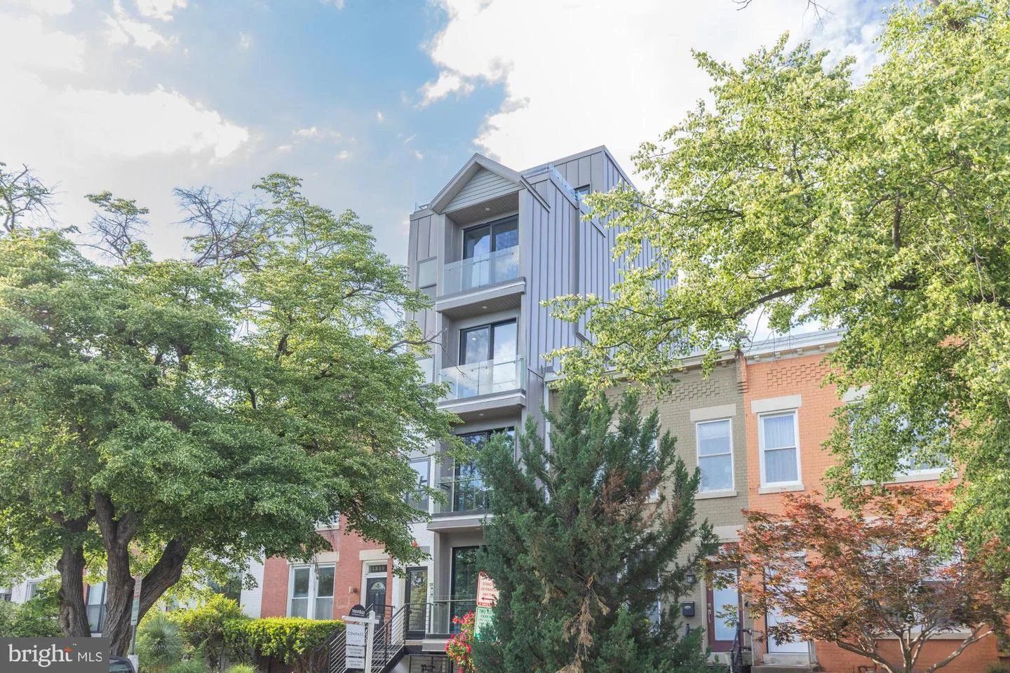 1332 G Street SE Unit 2
