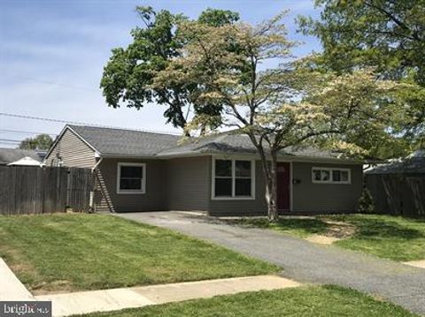 Single Family Residence in Newark DE 35 Meadow LANE 1.jpg