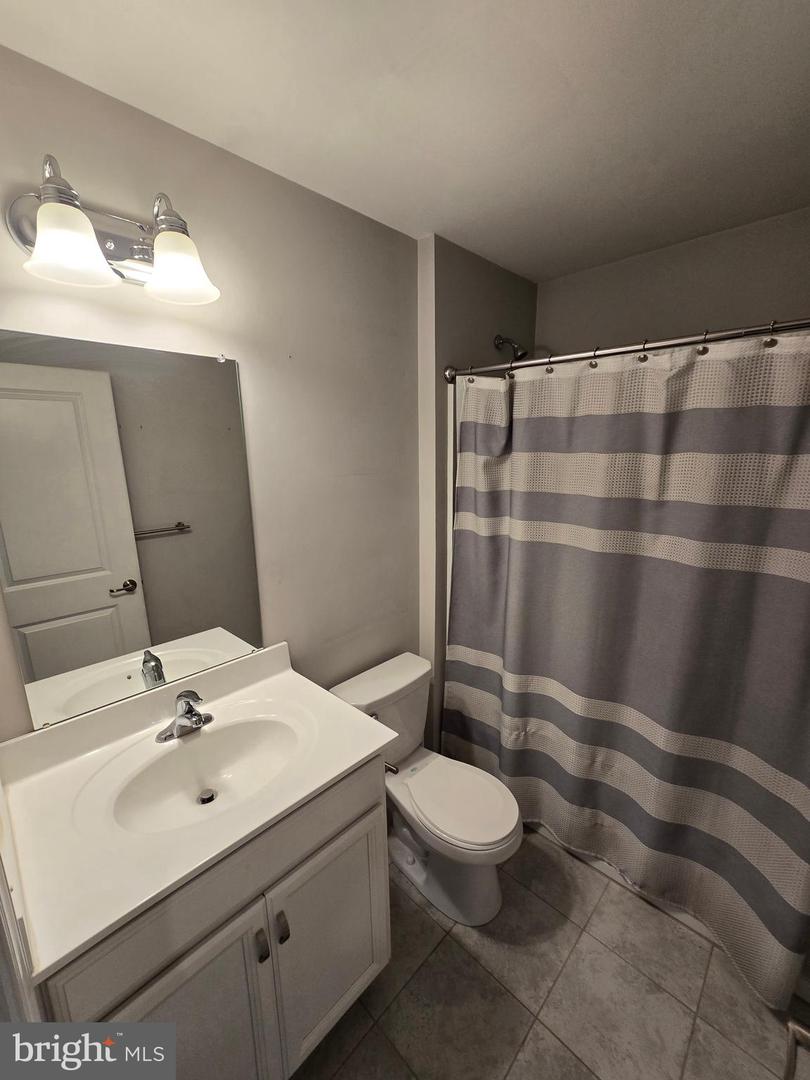 Photo 34 of 56 of 100 Edgewater Ct townhome