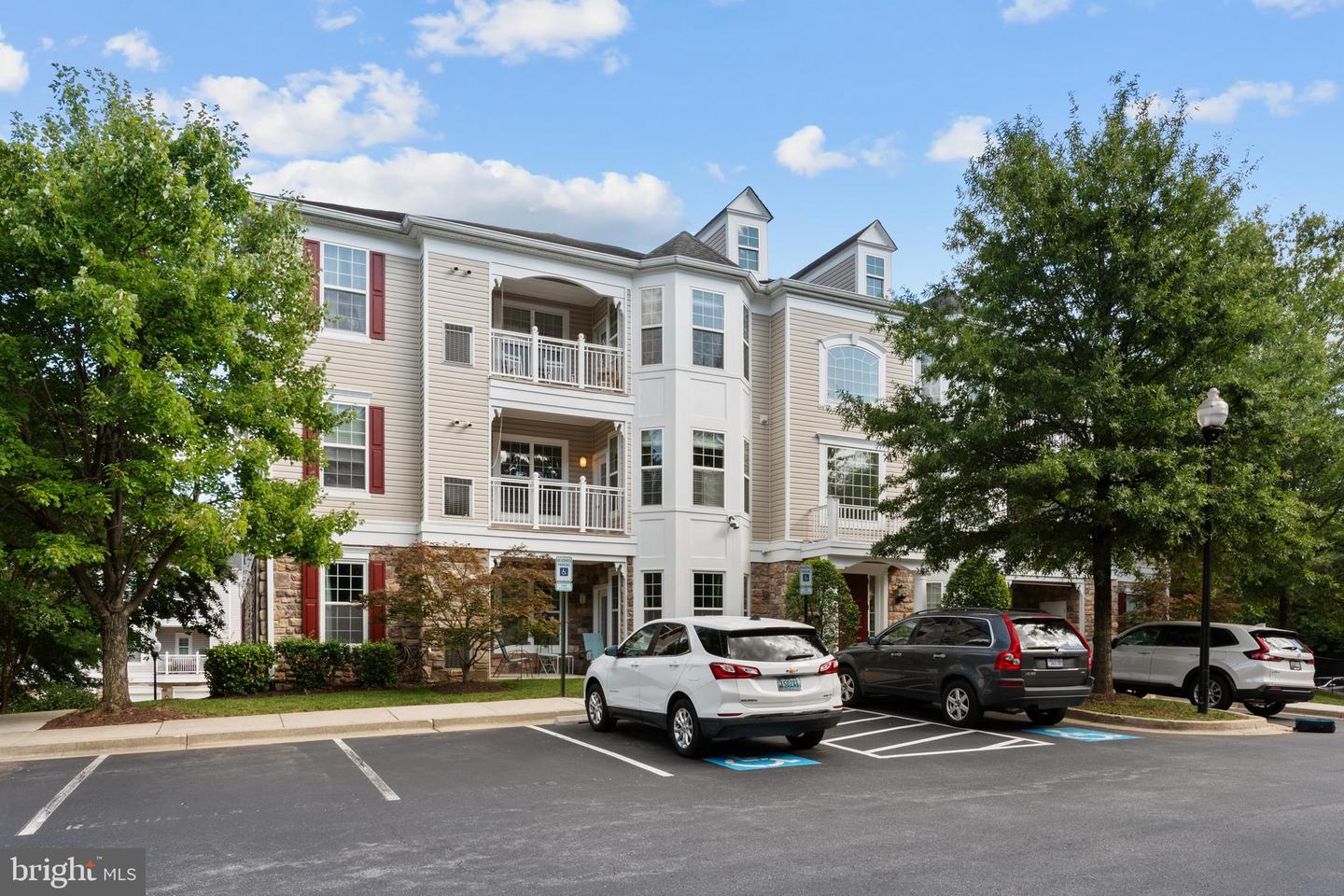 View Annapolis, MD 21409 condo