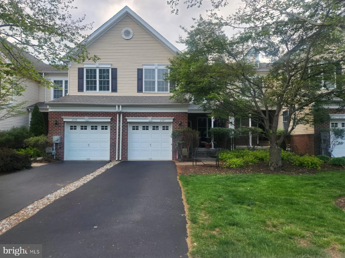 2327 Dorchester Street W Unit W