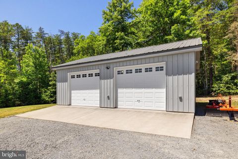 Single Family Residence in Culpeper VA 14312 Jenkins Ridge ROAD 8.jpg