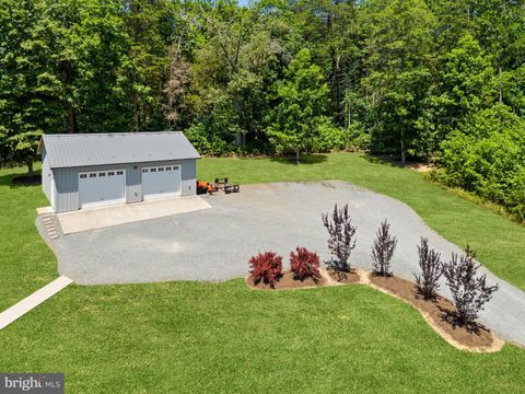 Single Family Residence in Culpeper VA 14312 Jenkins Ridge ROAD 7.jpg