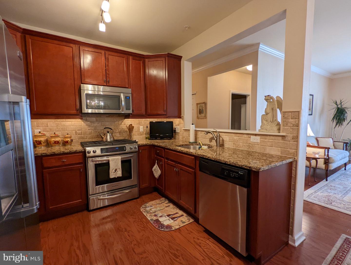 Photo 18 of 42 of 4622 Derby Court condo
