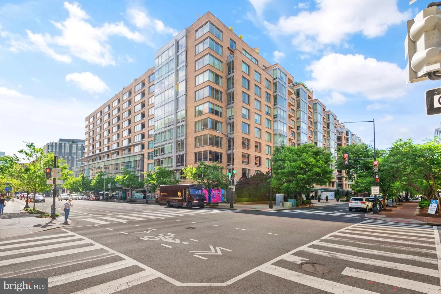 1155 23rd Street NW Unit 6G