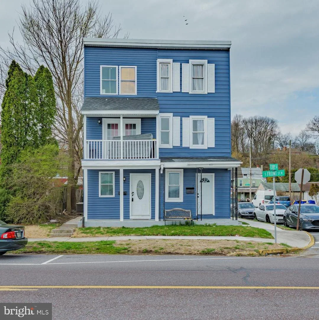 2-4 S Front Street St, Wormleysburg, PA, 17043