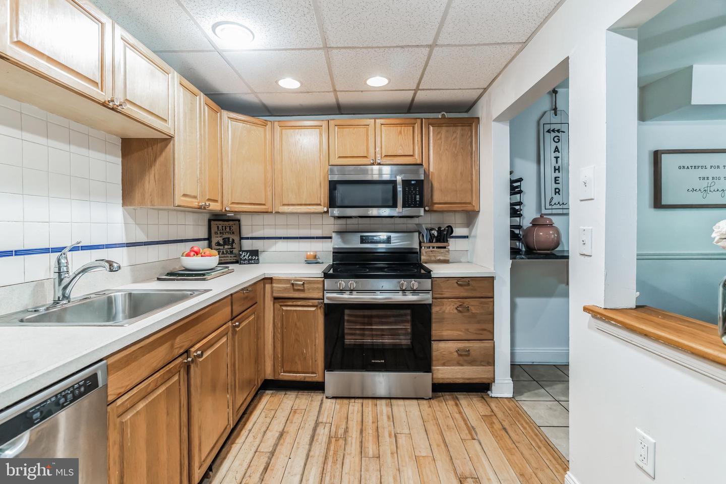 Photo 15 of 36 of 1518 Manley Rd #A2 townhome