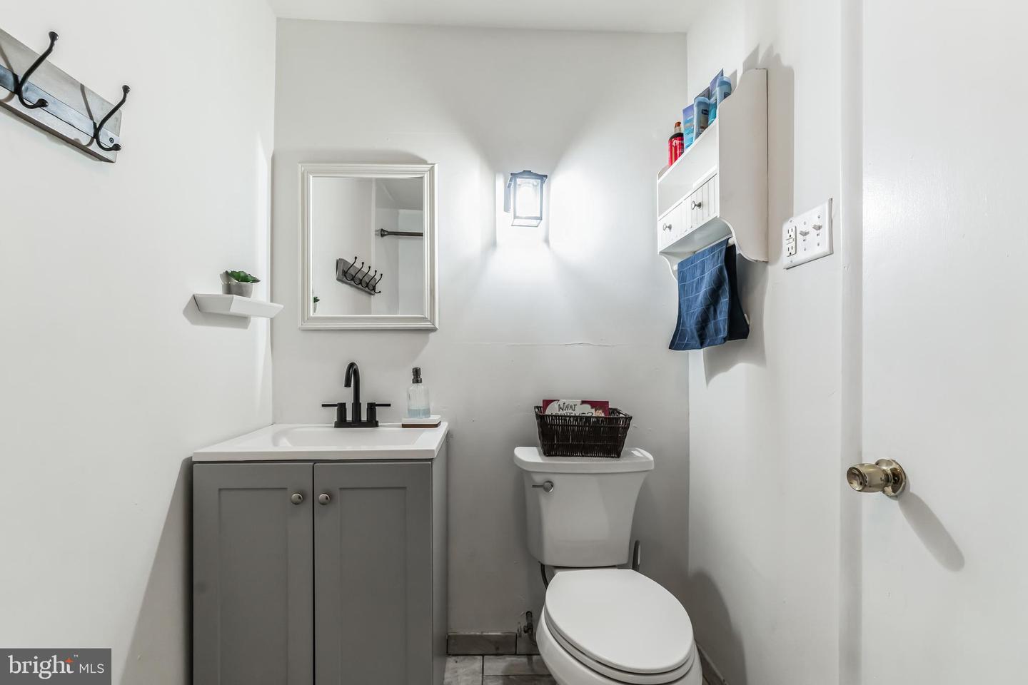 Photo 26 of 36 of 1518 Manley Rd #A2 townhome