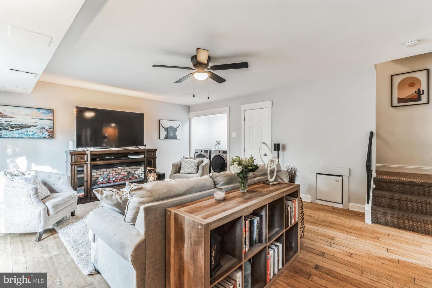 Photo 10 of 36 of 1518 Manley Rd #A2 townhome