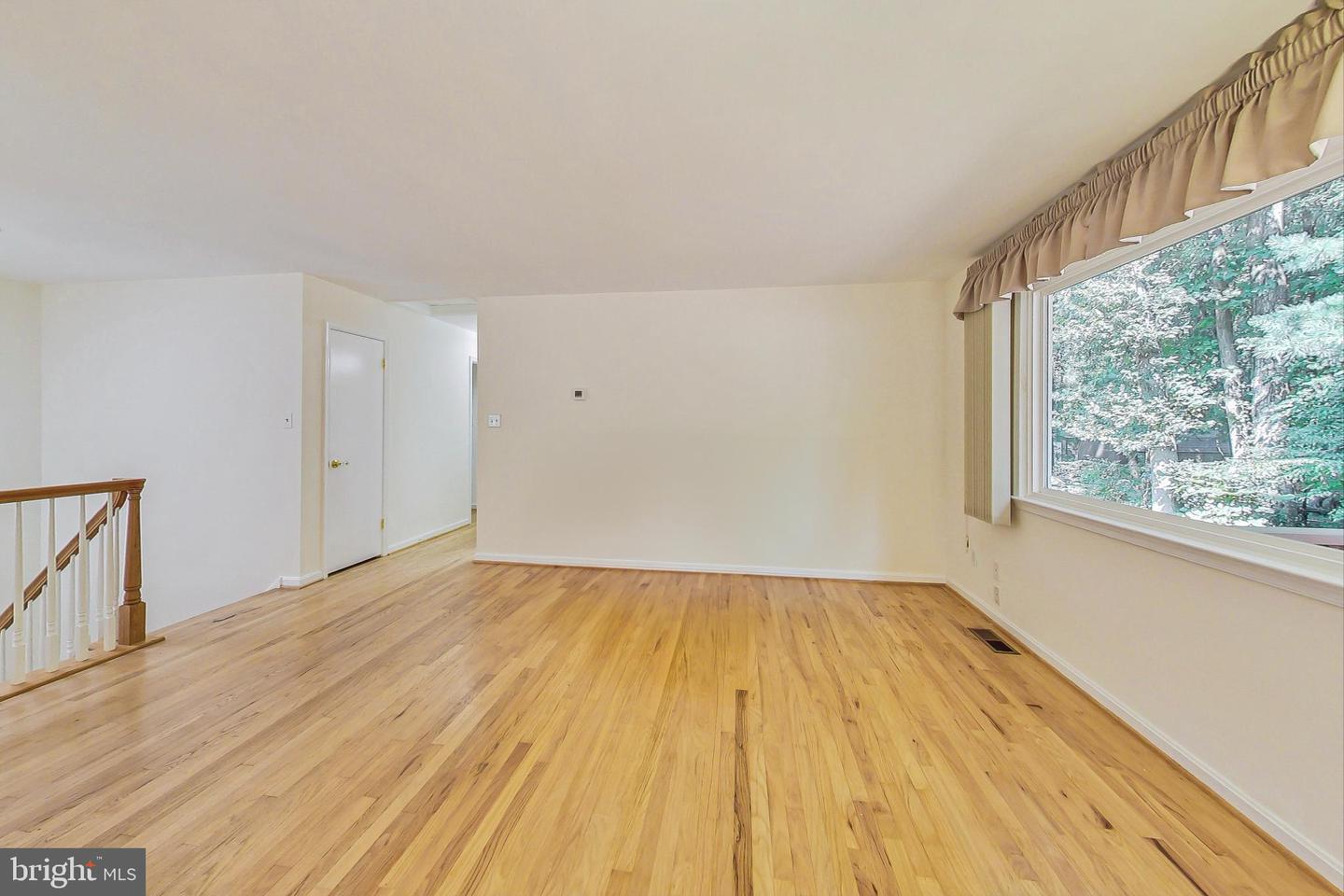 Photo 6 of 49 of 13224 Dangelo Dr house