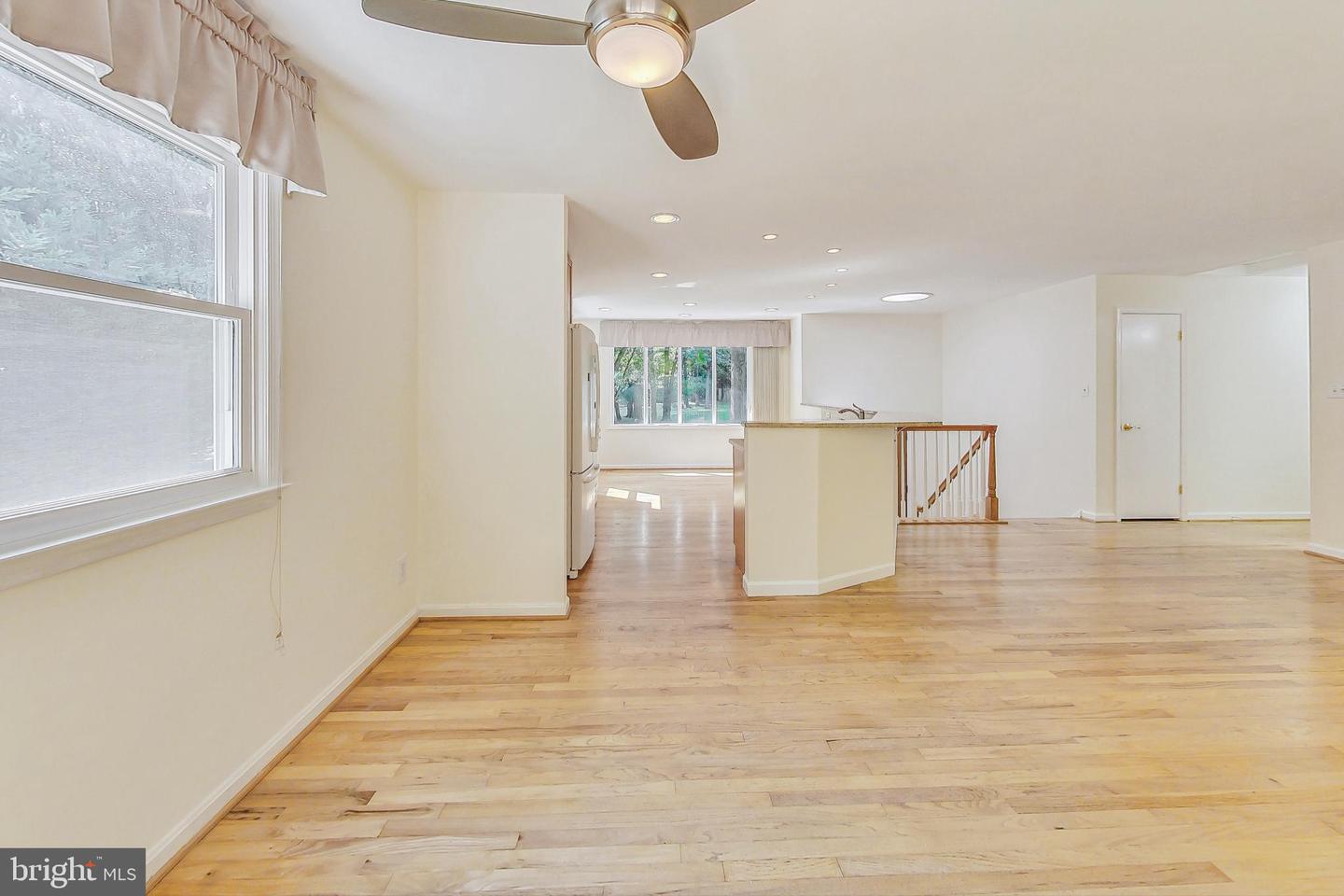 Photo 4 of 49 of 13224 Dangelo Dr house