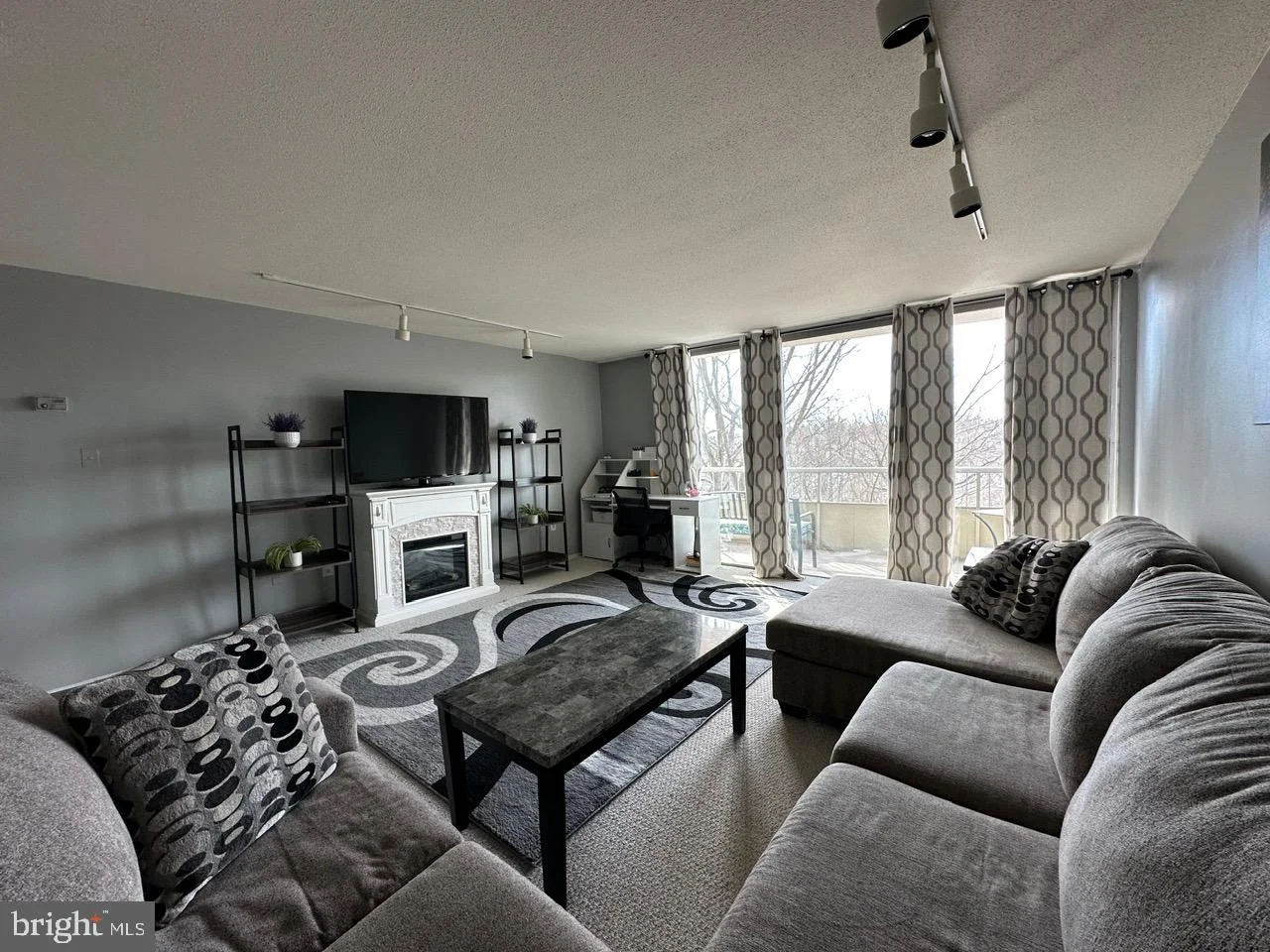 100 West Avenue Unit 525S