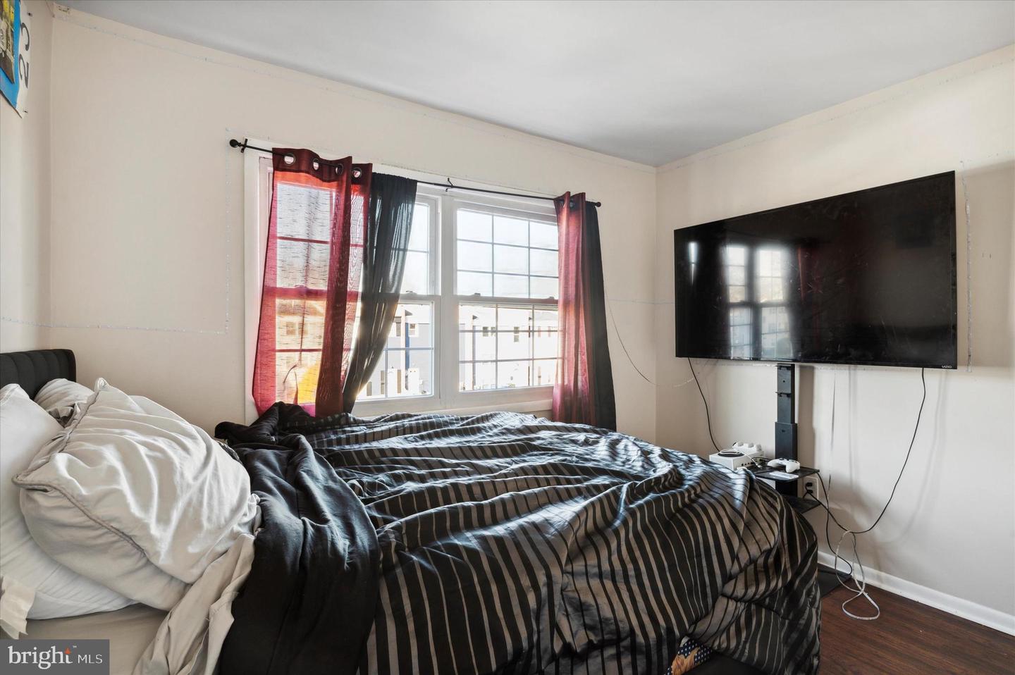 Photo 9 of 25 of 16 Farnsworth Rd townhome