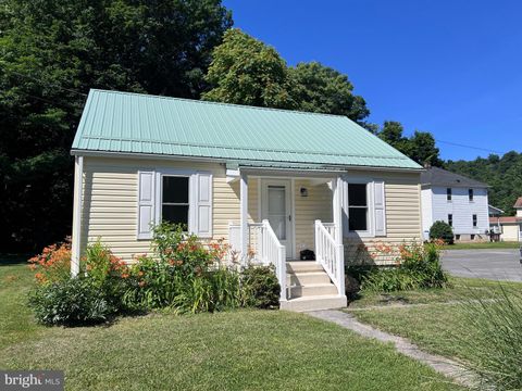 A home in Berkeley Springs