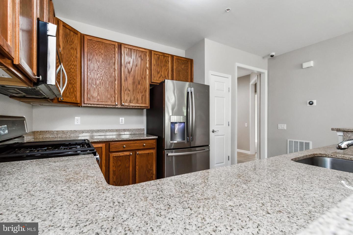 Photo 9 of 28 of 115 Ambrose Ln townhome