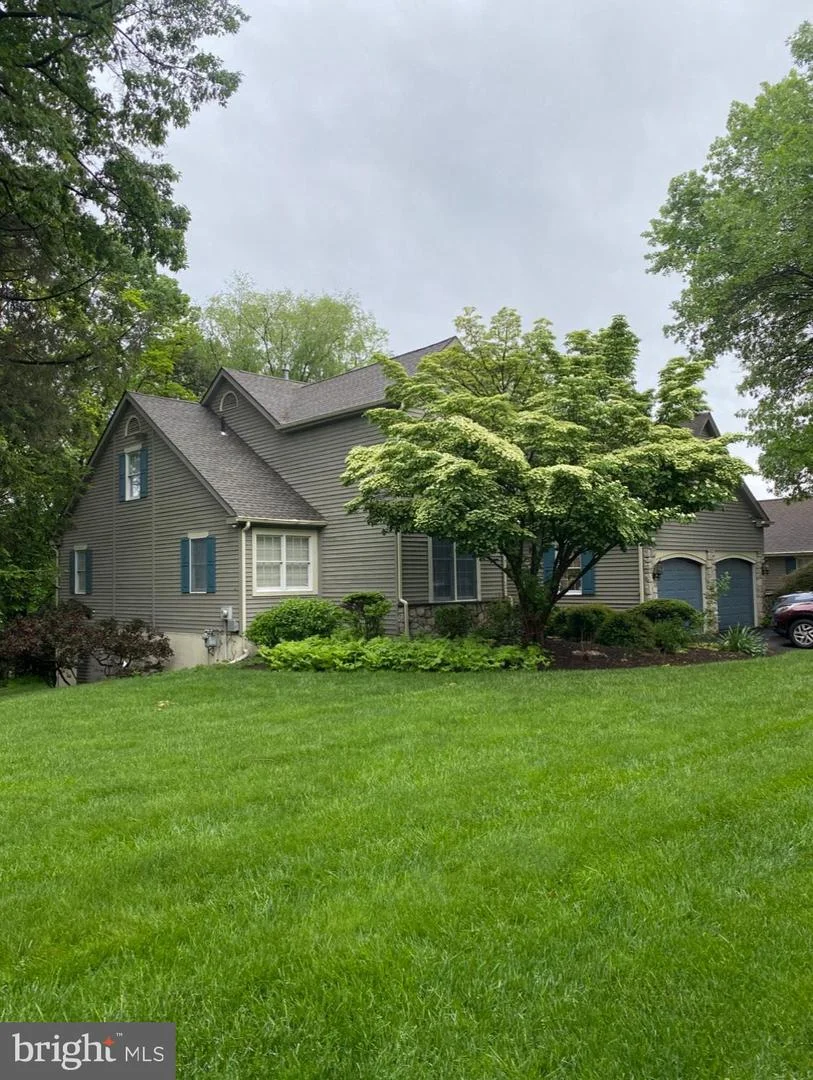 1752 Oak Hill Drive