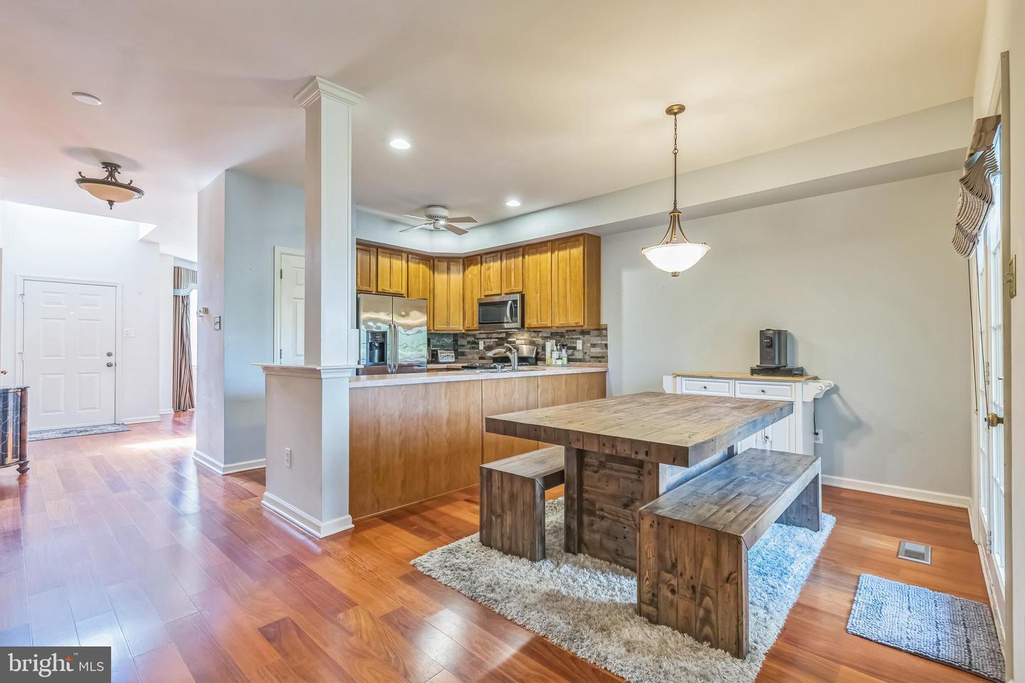 Photo 9 of 28 of 103 Durham Ct townhome