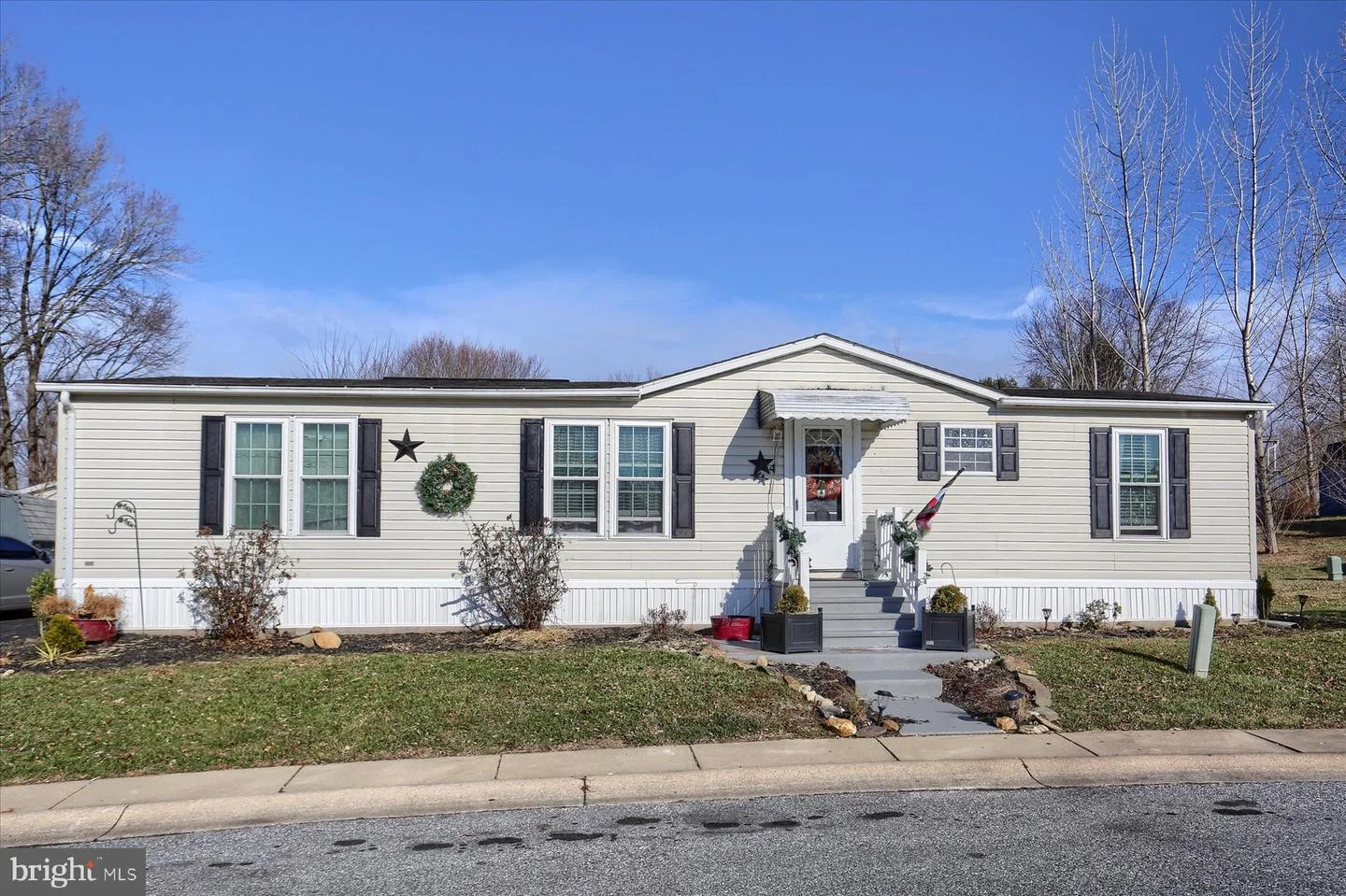 4 Creekside Drive