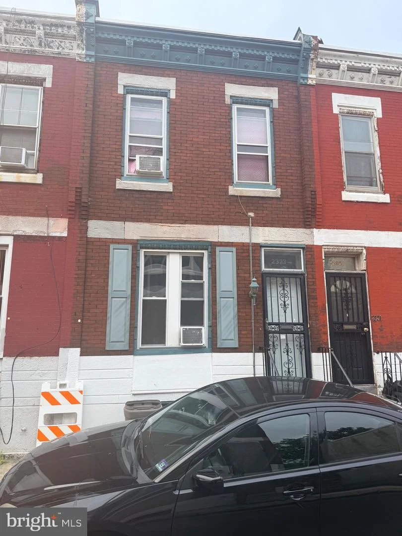 2323 N Gratz Street