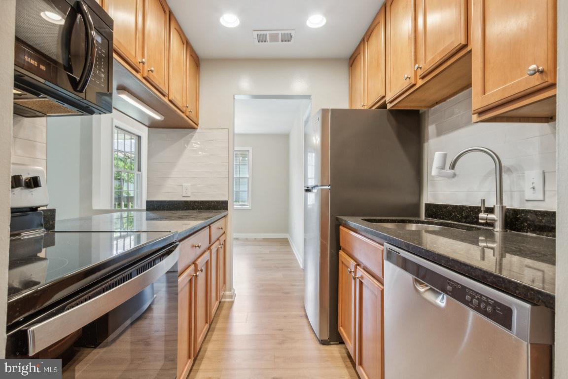 Photo 2 of 15 of 125 Westwick Ct #8 condo