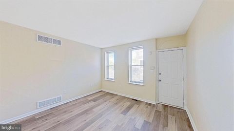 Townhouse in Wilmington DE 1231 Heald STREET 7.jpg