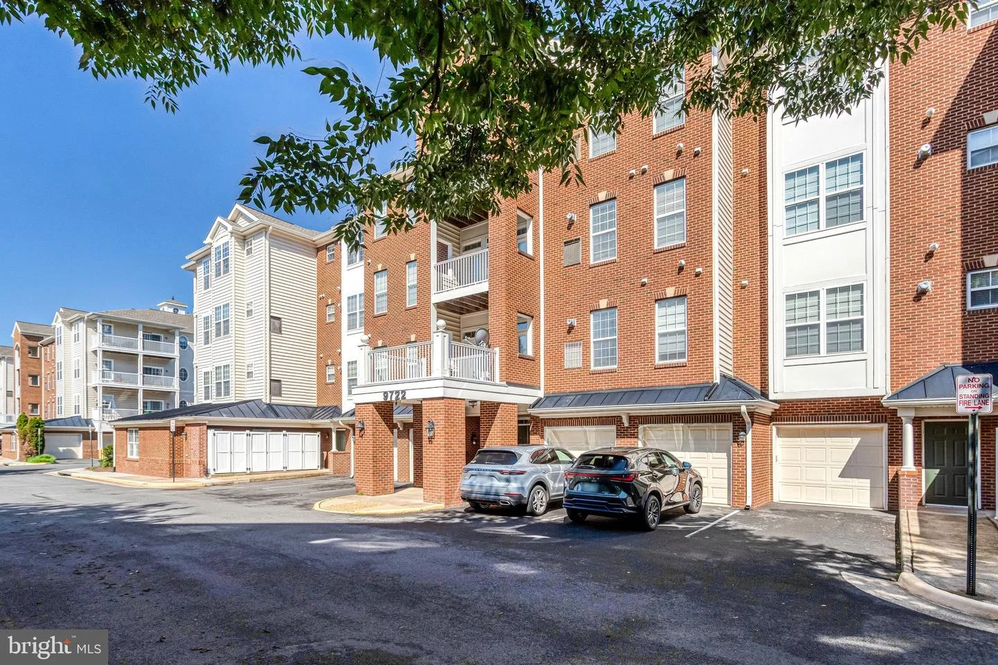 9722 Holmes Place Unit 407