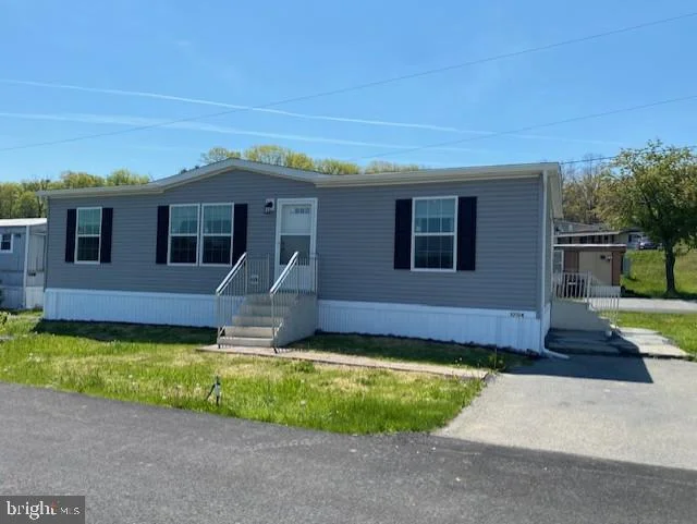 10104 Fernwood Lane